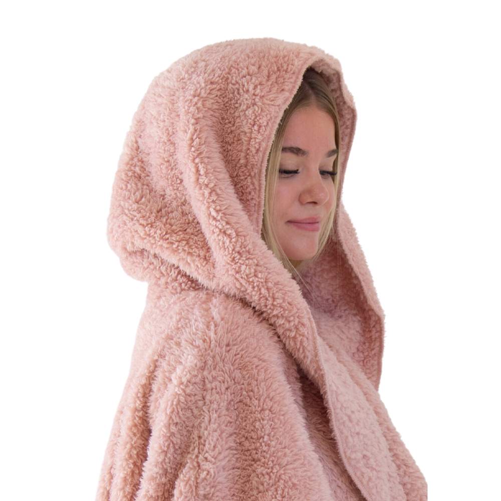 Sherpa Wrap in Blush Wine by Nordic Beach