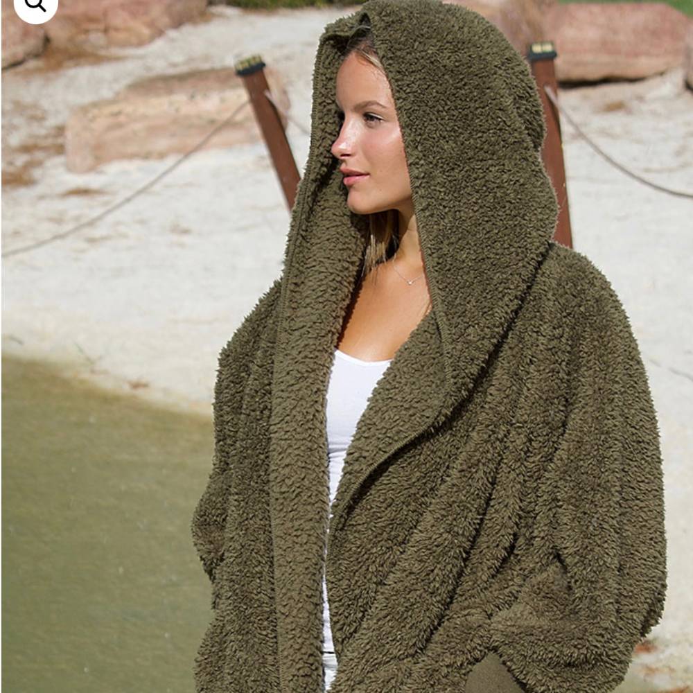 Sherpa Wrap in Olive U by Nordic Beach